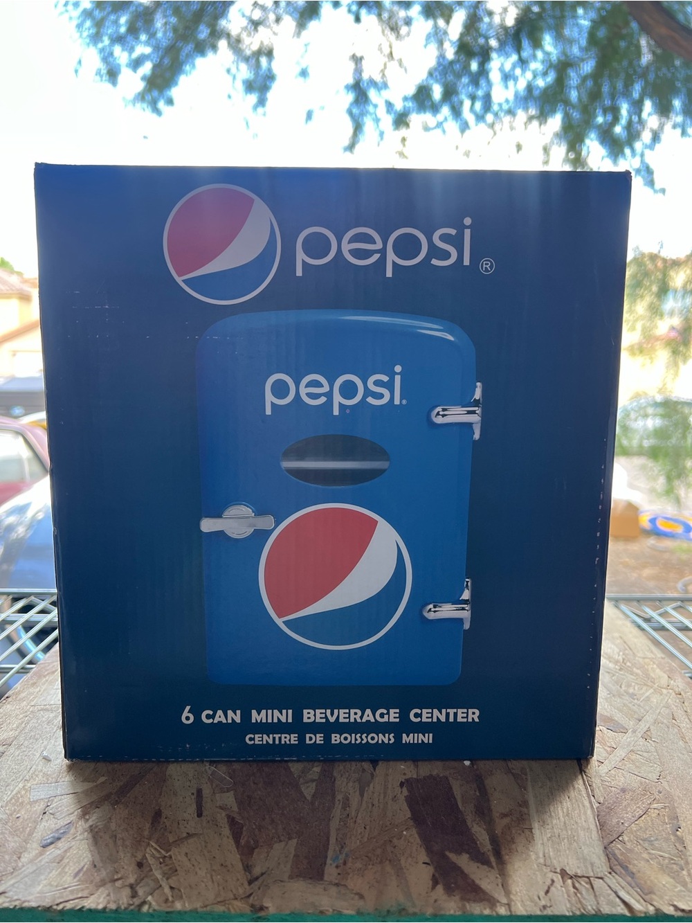 Pepsi 6 Can Mini Fridge Portable Beverage Cooler Blue 4L Retro Refrigerator